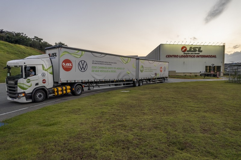 caminhão 100% a gás